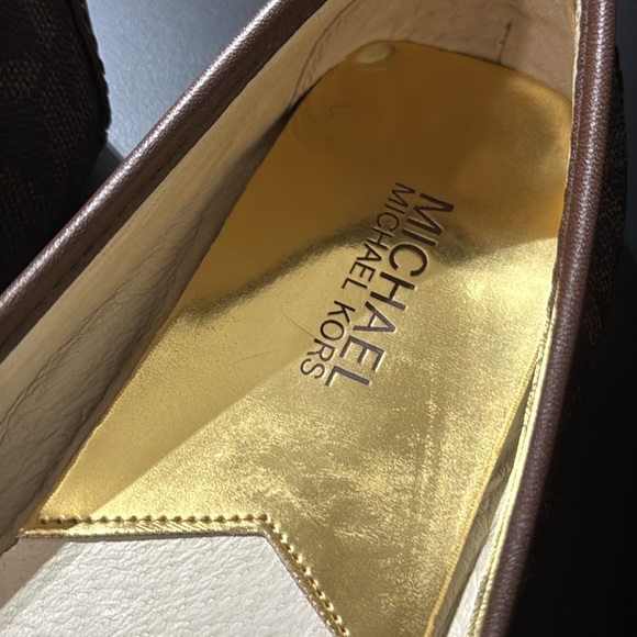 Women’s size 9.5 M | Michael Kors | Brown flats with Gold Emblem - Picture 2 of 11